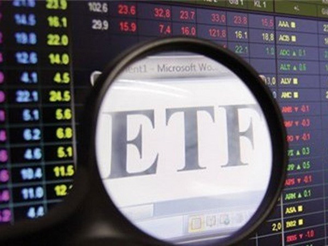 So sánh giữa quỹ đầu tư chỉ số dạng mở và dạng ETF 